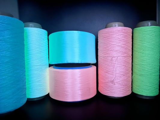 Résistant à la chaleur fil lumineux fil de tricot brillant 30 minutes de charge