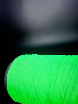 450D Diy Glow Yarn Naturel Blanc Fluorescent Tricoté écologique