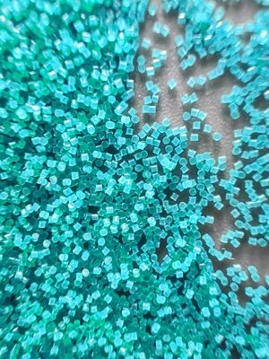Couleur verte Médias de soufflage en plastique Haute résistance chimique
