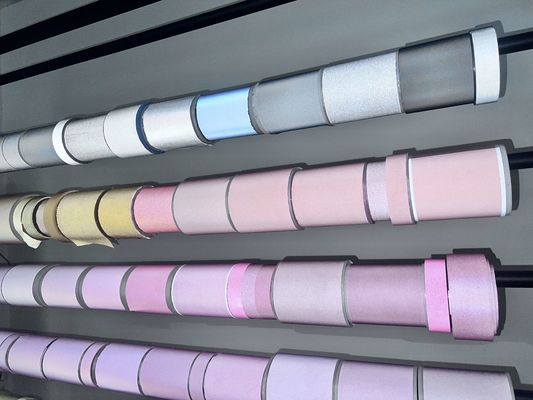 Couleur grise Fil réfléchissant à haute résistance Fil réfléchissant à haute résistance Fil de couture réfléchissant