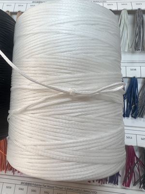 Fils revêtus en PVC à haute résistance en polyester à revêtement rond, fils de couture cirés